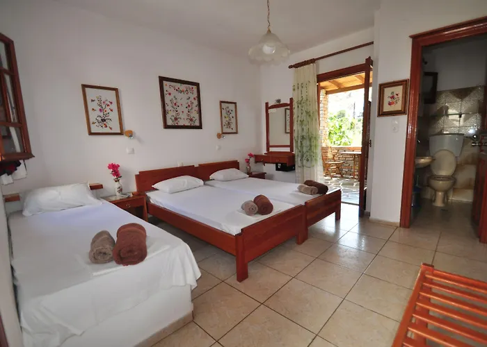 Mata 2* إيوس خورا