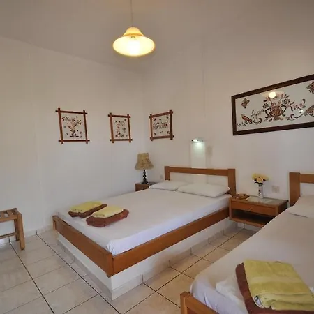 ゲストハウス Mata イオス島 チョーラ